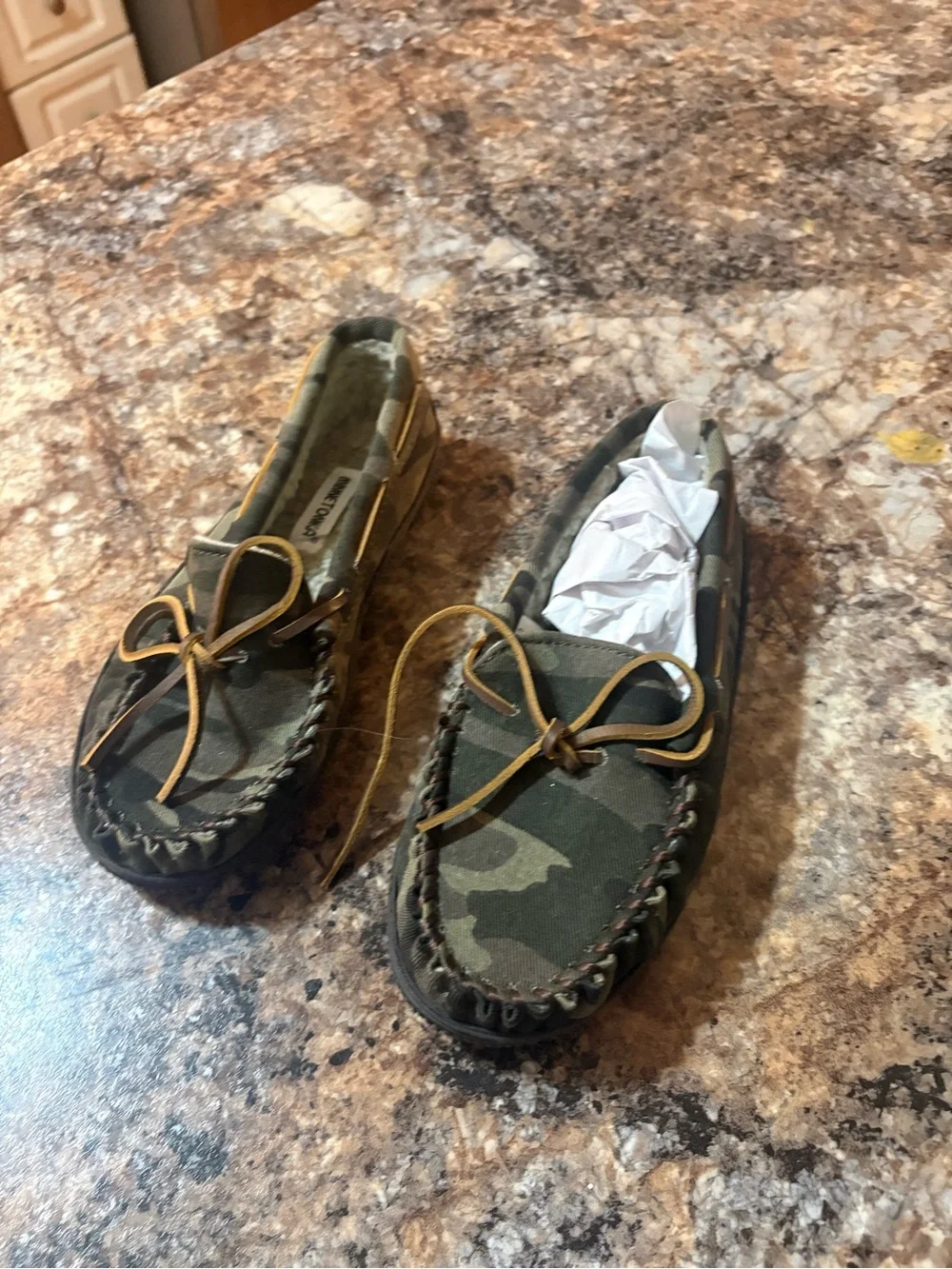 Minnetonka Kids Camo Moccasin Slippers in Green